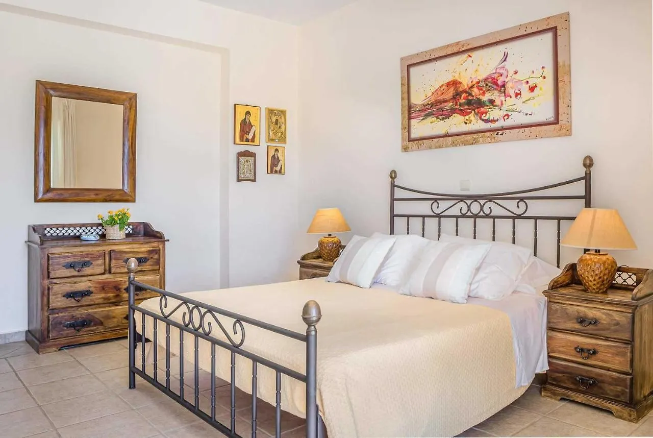 Mare Blue Villa Trapezaki